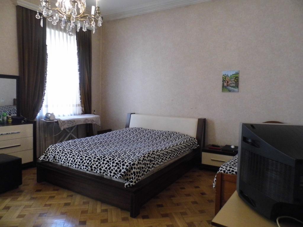 Family Guesthouse Тбилиси Номер фото